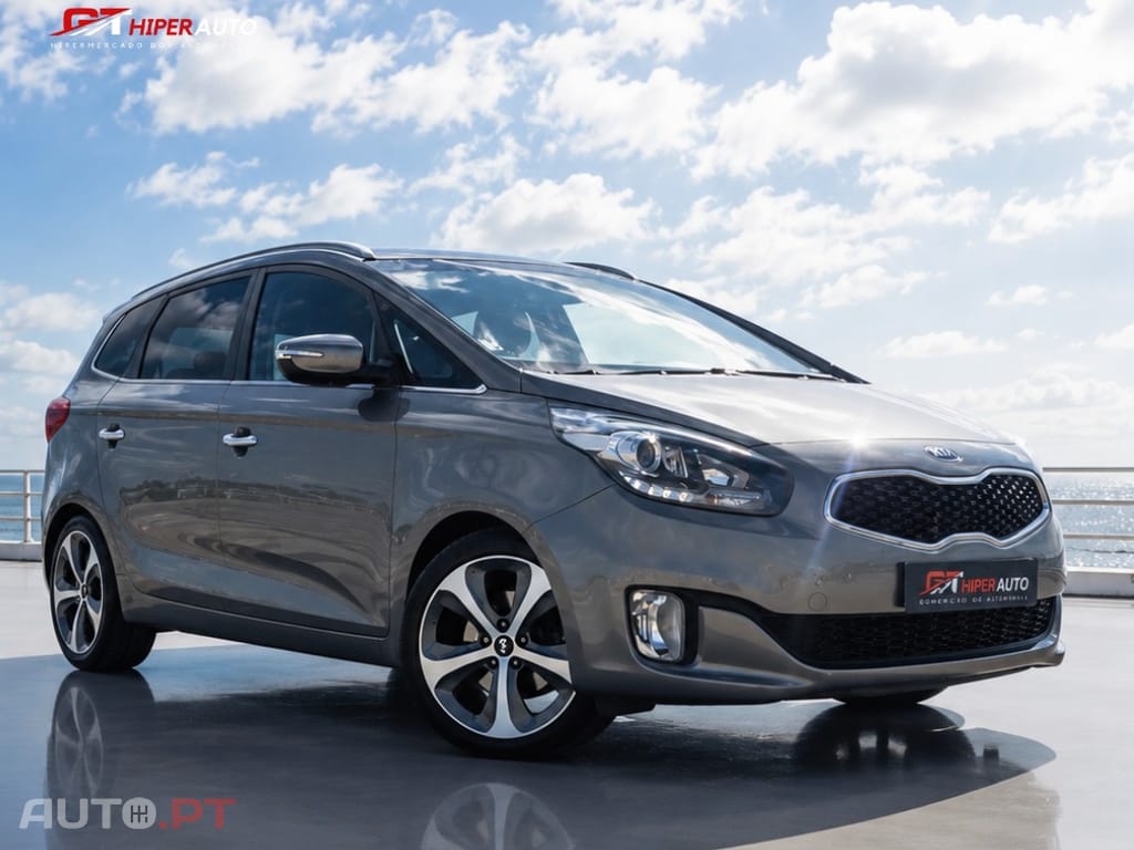 Kia Carens 1.7 CRDi ISG TX