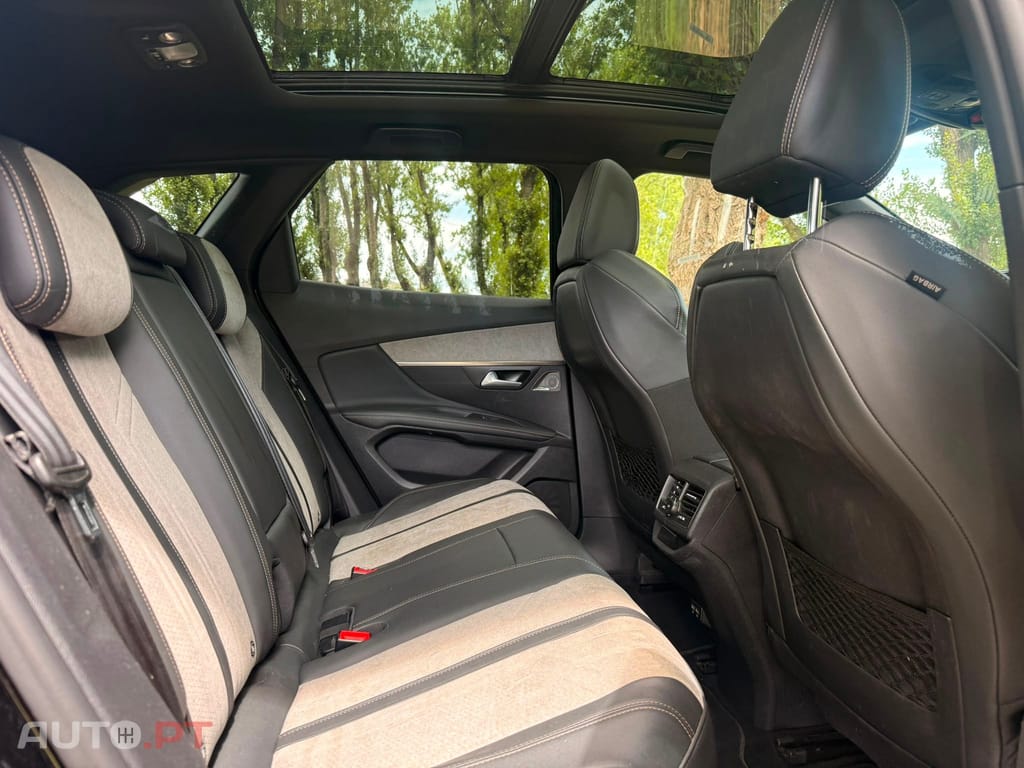 Peugeot 3008 1.6 Hybrid GT Pack e-EAT8