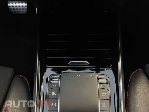 Mercedes-Benz GLB 180 d AMG Line