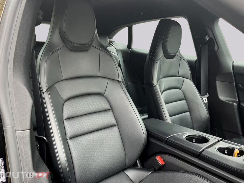 Porsche Taycan 4 I.V.A DEDUTIVEL 