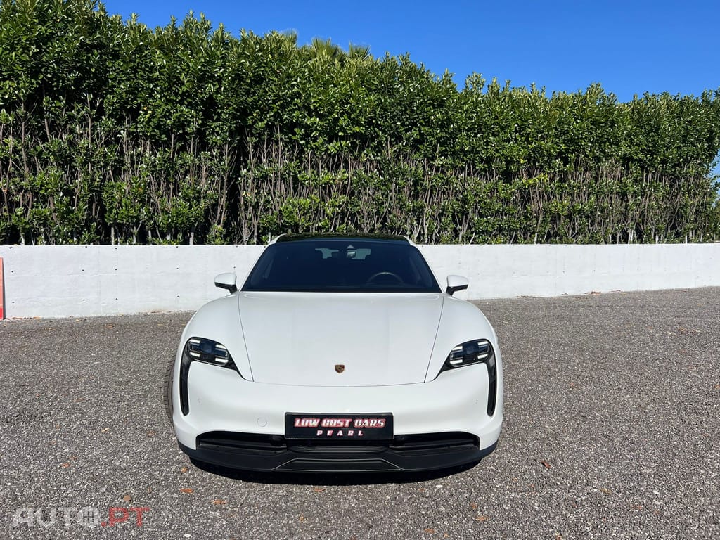 Porsche Taycan 4S