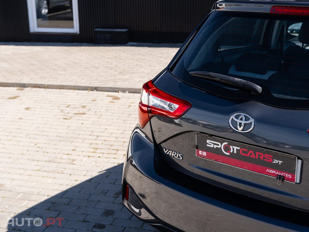 Toyota Yaris 1.0 VVT-i ACtive+AC