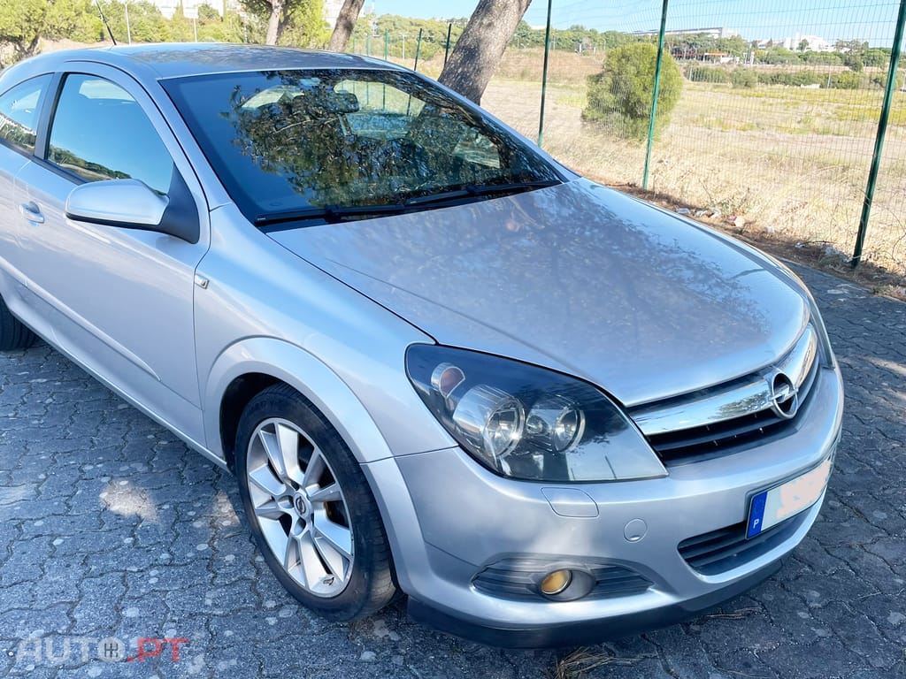Opel Astra GTC 1.7 Diesel