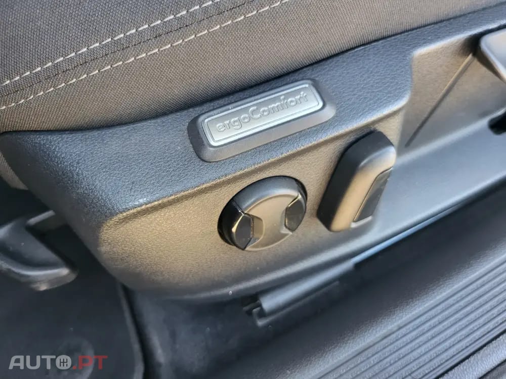 Volkswagen Passat 2.0 TDi Confortline DSG