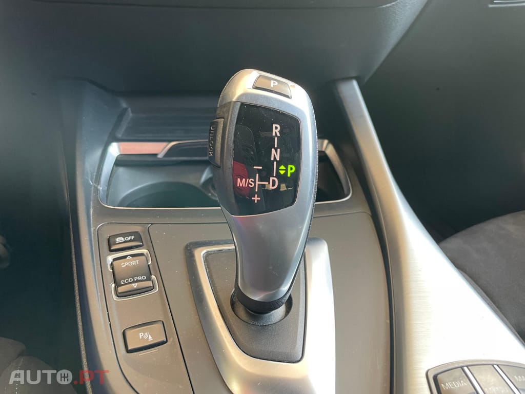 BMW 118 i Pack M Auto