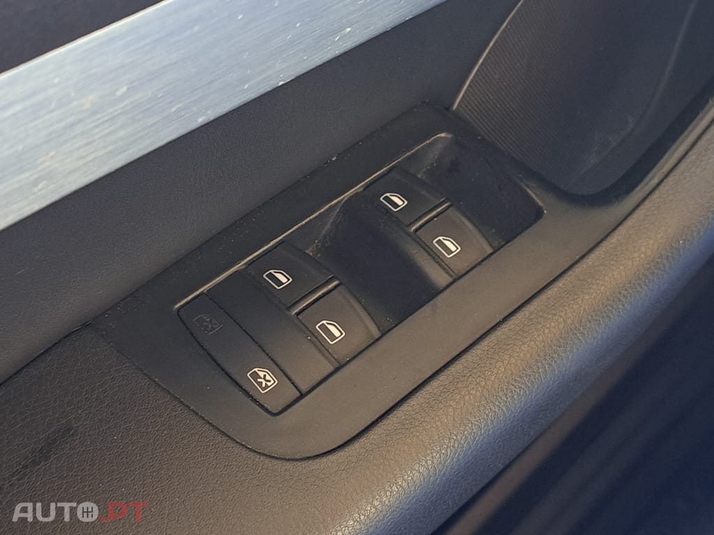 Audi A6 2.0 TDi Multitronic S-line