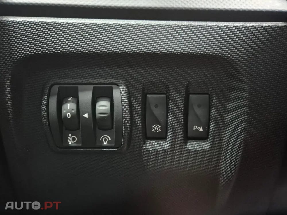 Renault Captur ENERGY TCe 120 EDC Intens