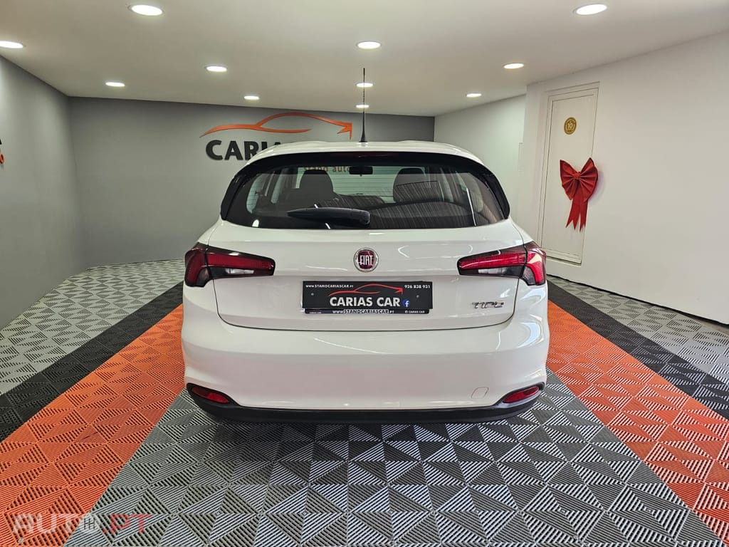 Fiat Tipo 1.3 M-Jet Lounge