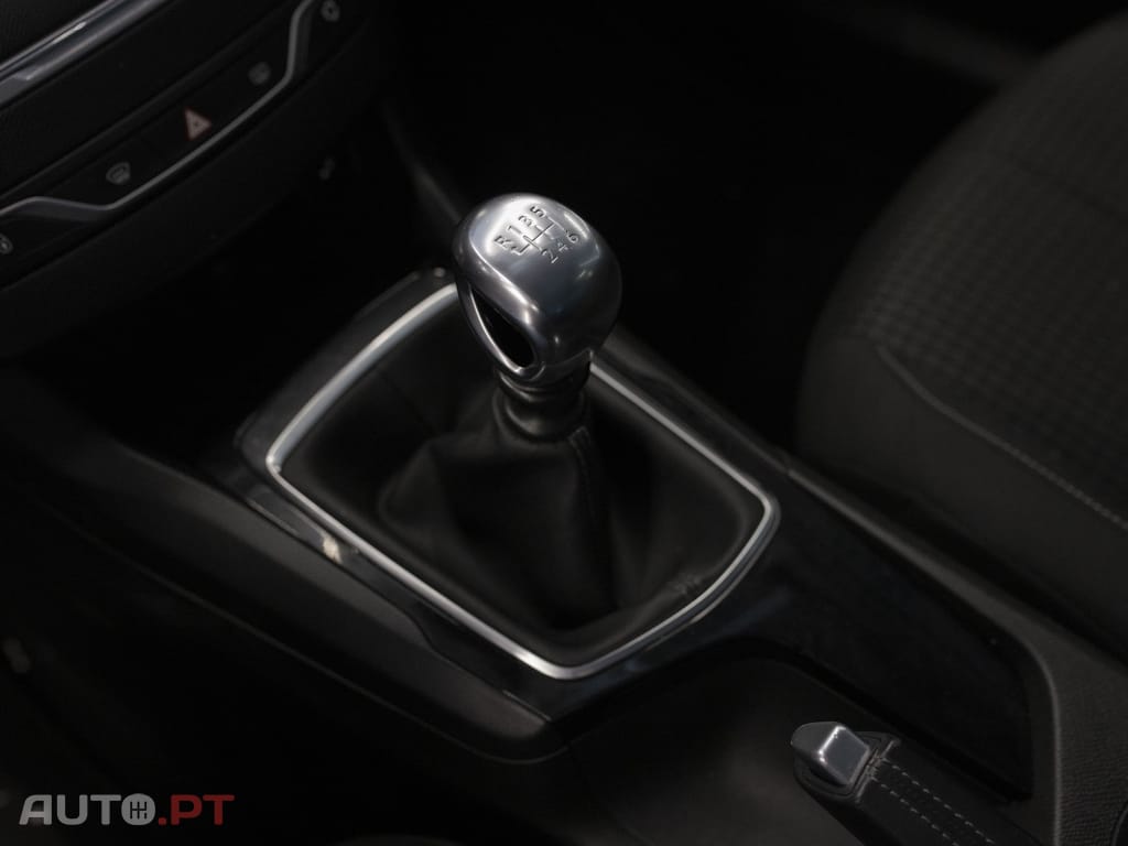 Peugeot 308 1.2 PureTech Business Line