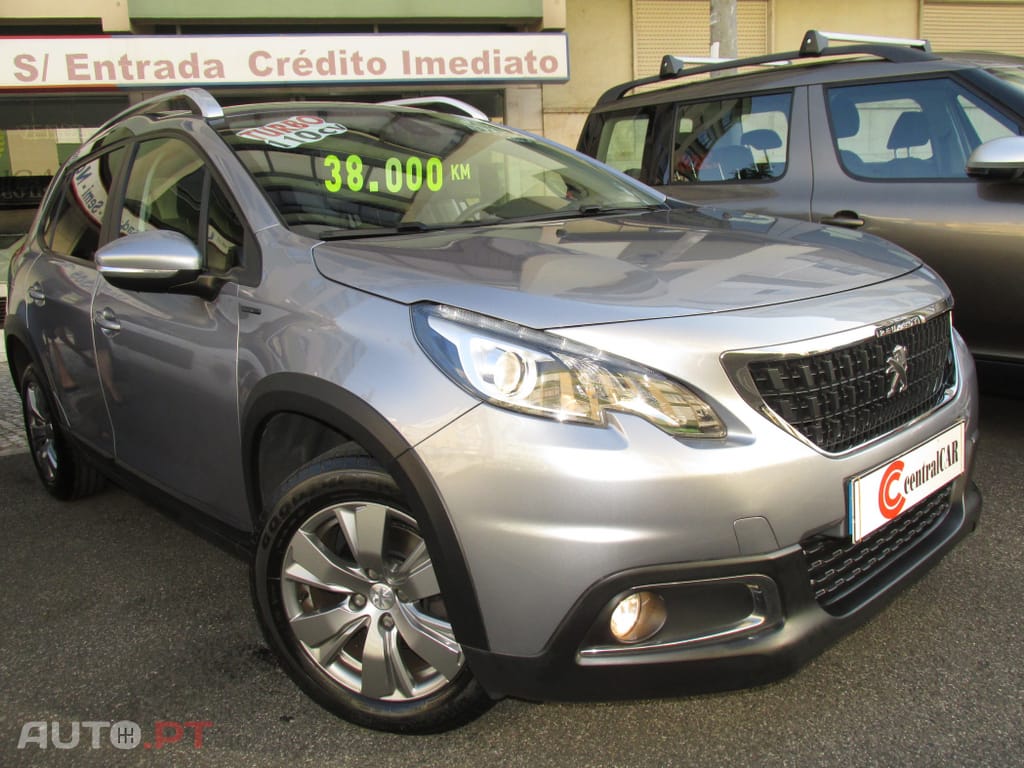 Peugeot 2008 1.2 PureTech Signature