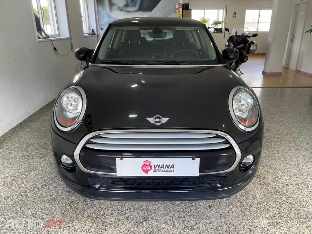 MINI Cooper Cooper D