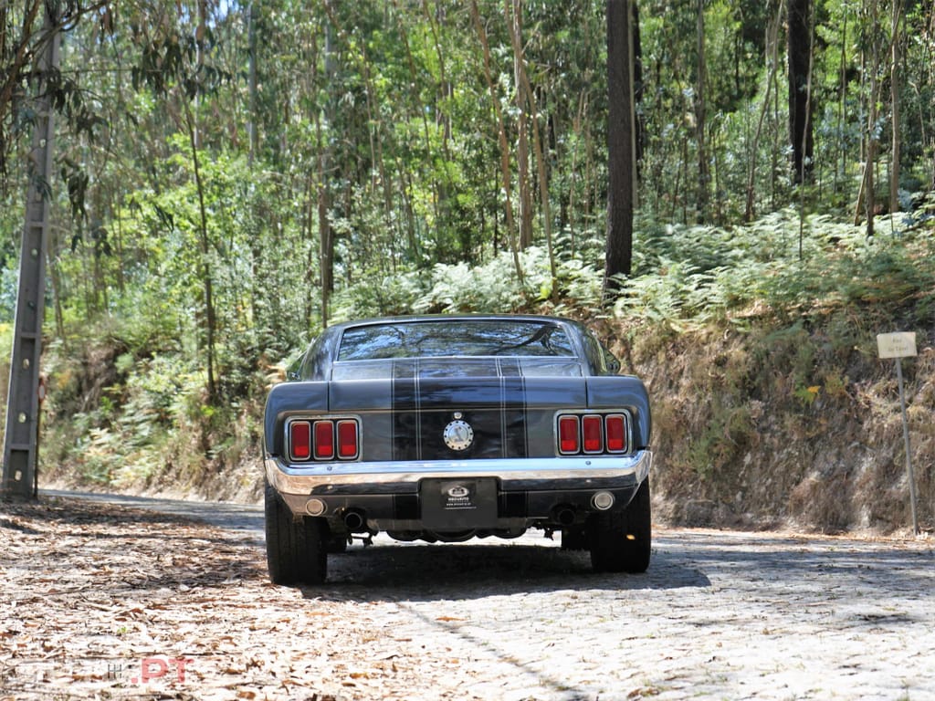 Ford Mustang Mach 1