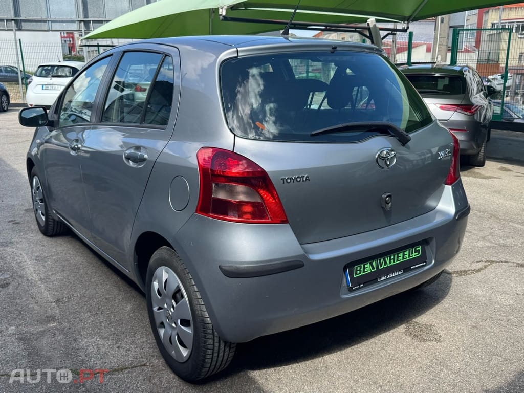 Toyota Yaris 1.0 VVT-i AC