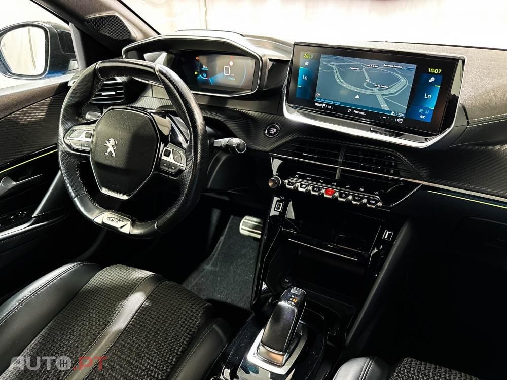 Peugeot E-208 50 kWh GT Pack