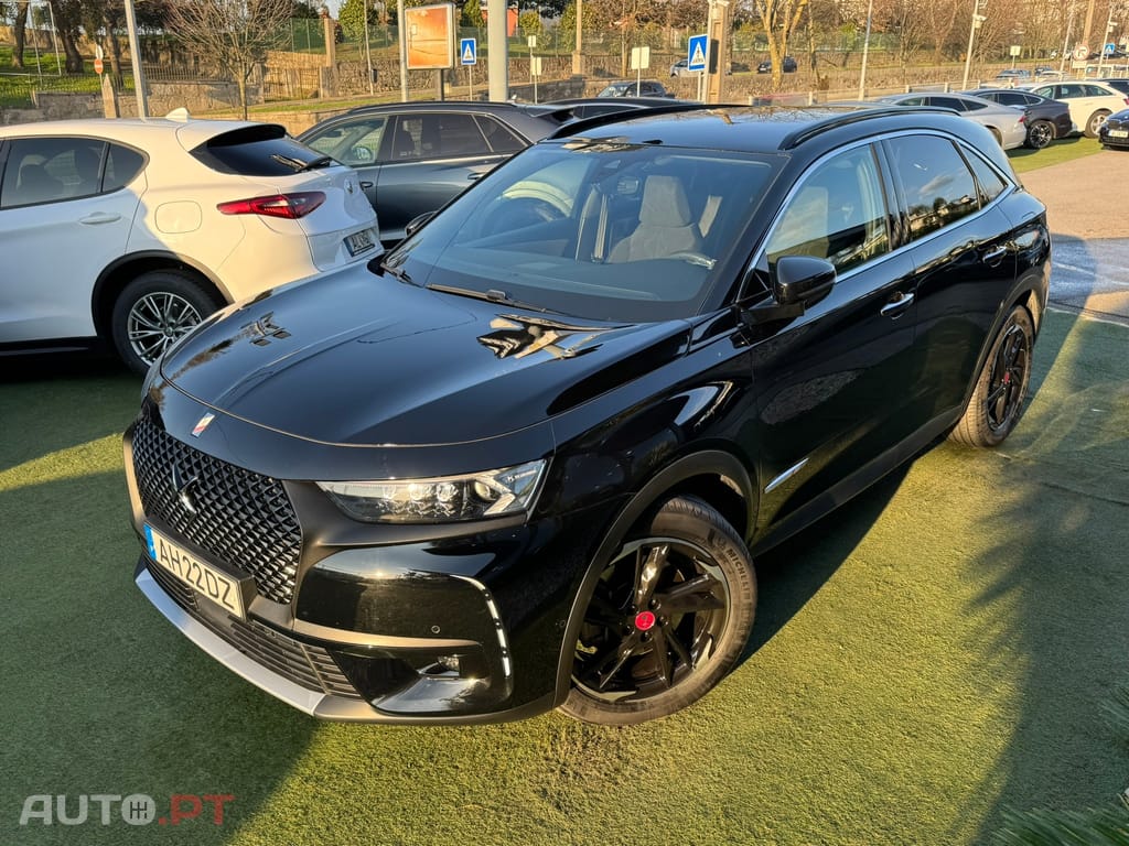 DS DS7 Crossback E-Tense Performance Line EAT8