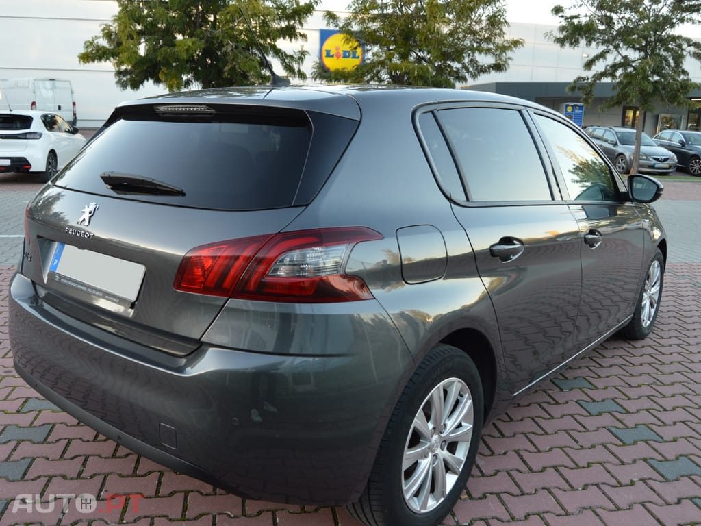 Peugeot 308 STYLE 1.5 BLUEHDI 100CV