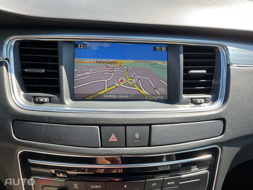 Peugeot 508 RXH 2.0 HDi Hybrid4 2-Tronic 104g