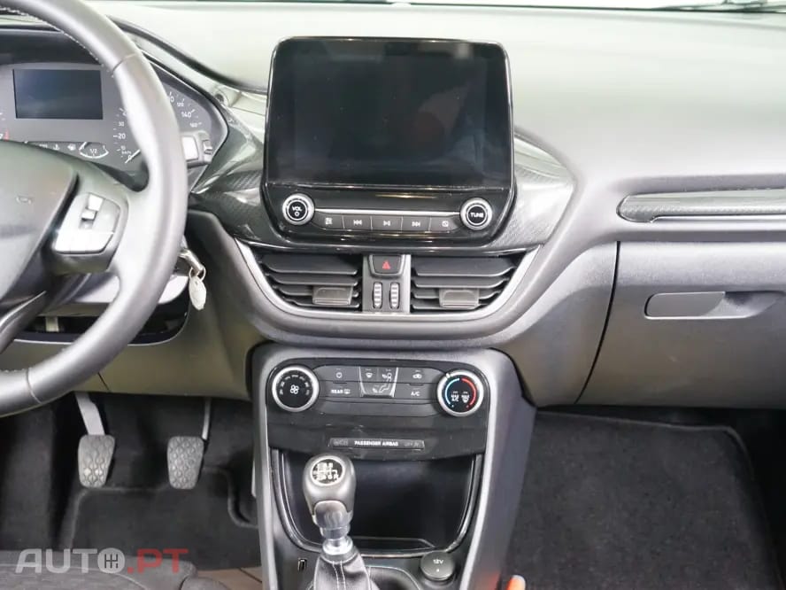 Ford Puma 1.0 EcoBoost Hybrid TITANIUM