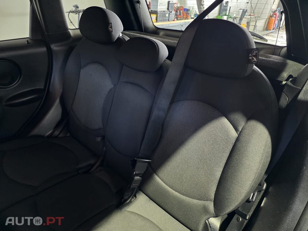 MINI Countryman One D