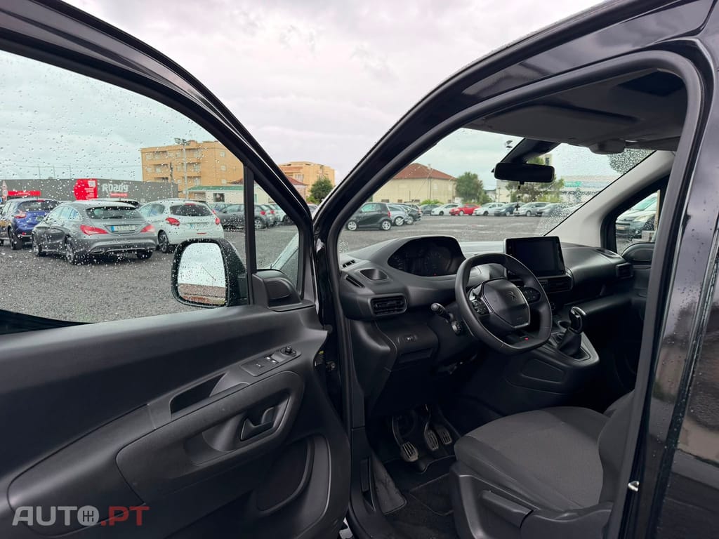 Peugeot Partner 1.5 BlueHDi Premium Standard