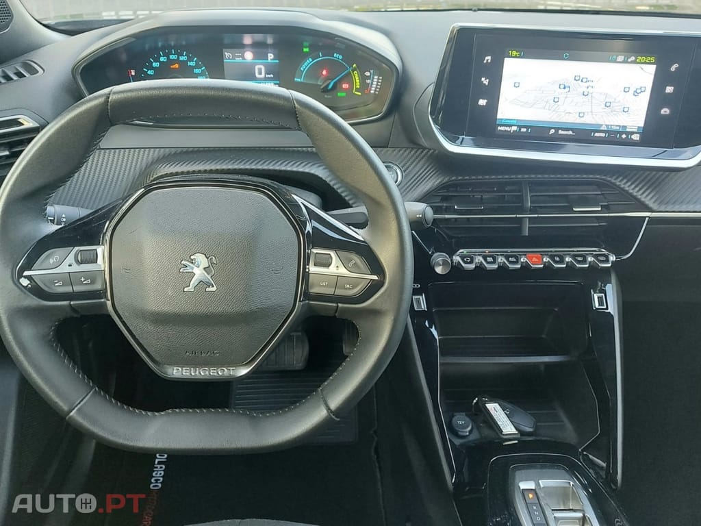 Peugeot E-2008 50 kWh Active Pack