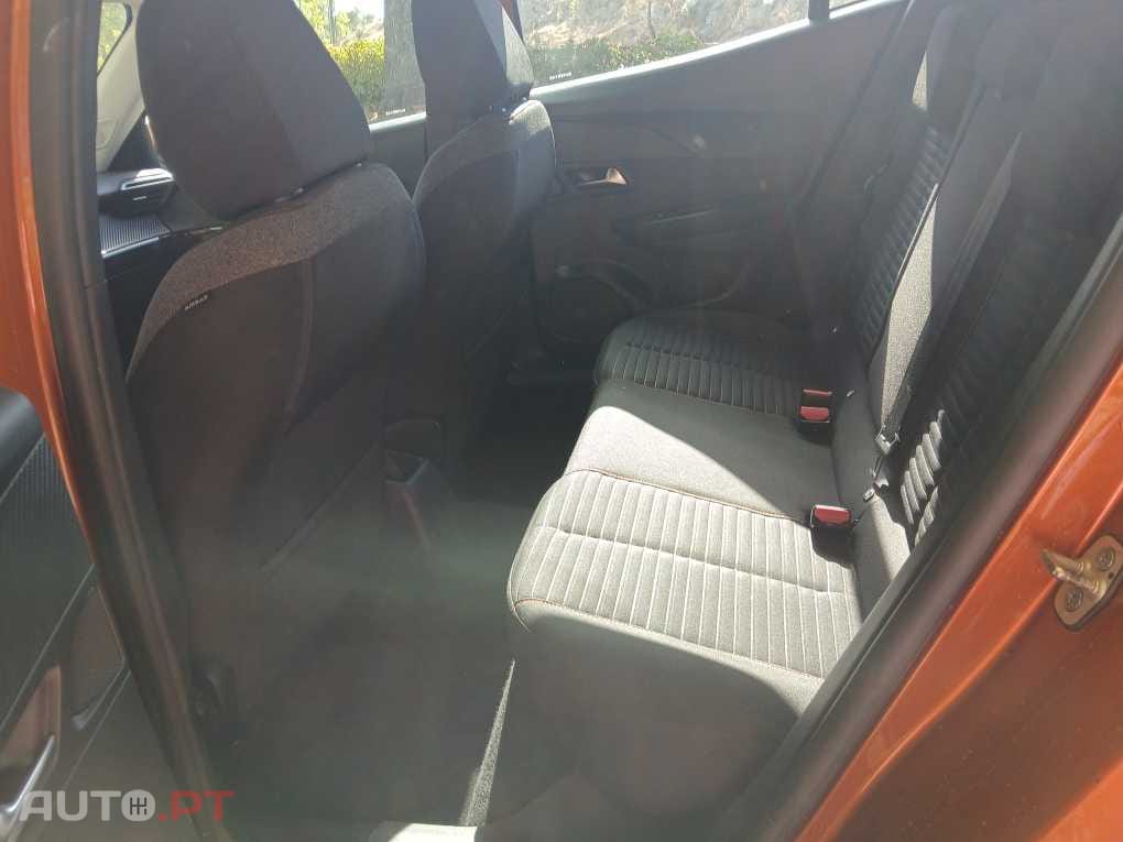 Peugeot 2008 1.2 102 CV ACTIVE