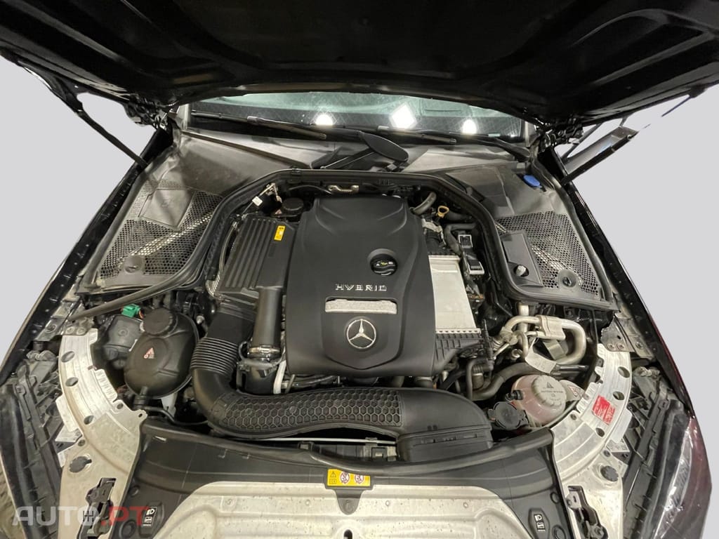 Mercedes-Benz C 300 e Avantgarde