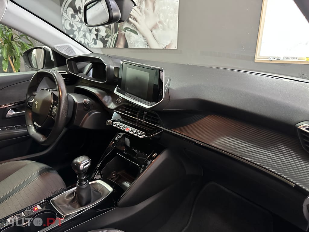 Peugeot 208 1.2 PureTech Allure Pack