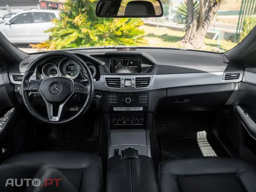 Mercedes-Benz E 300 Bluetec Hybrid Avantgarde
