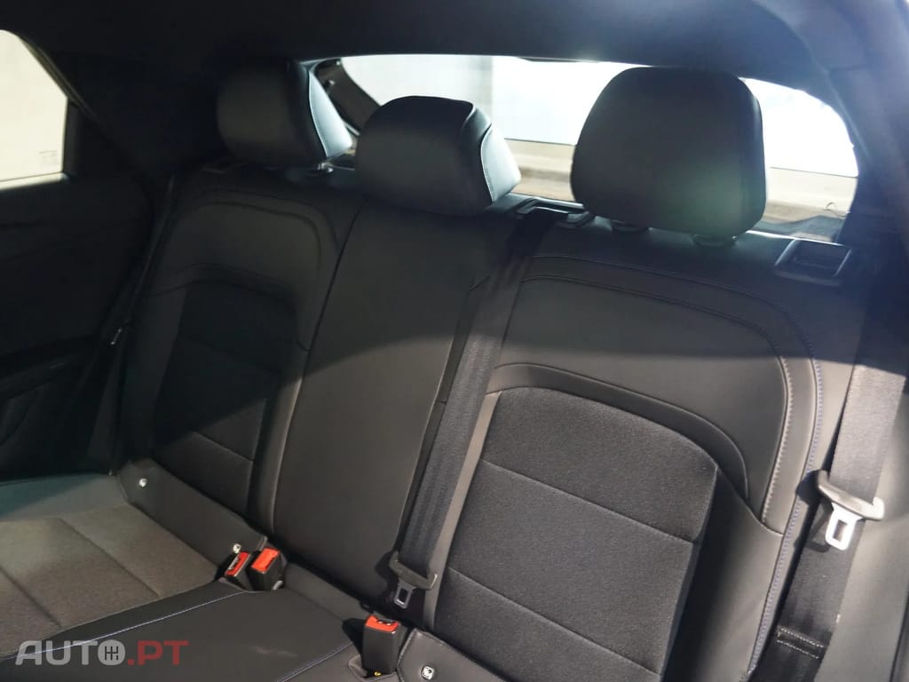 MG MG4 64 kWh Luxury