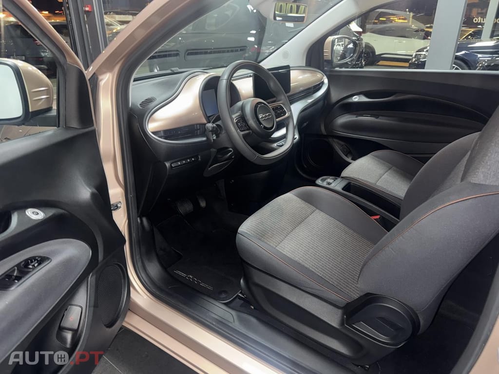Fiat 500e 42 kWh Icon