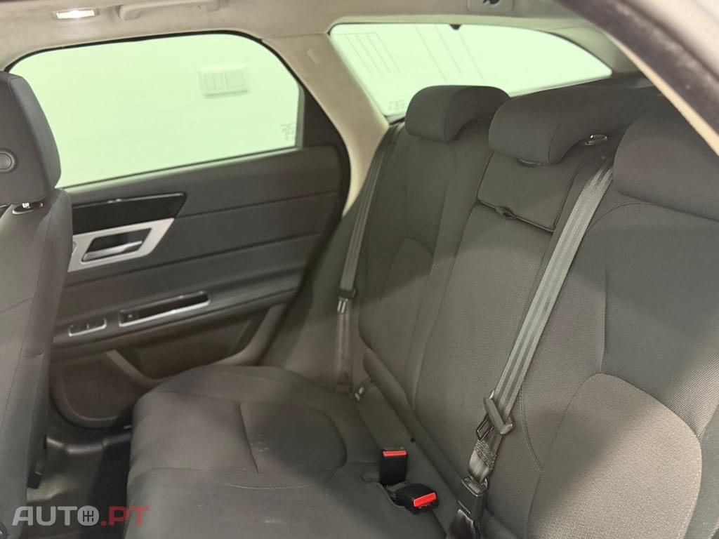 Jaguar XF 2.0 D Pure Aut.