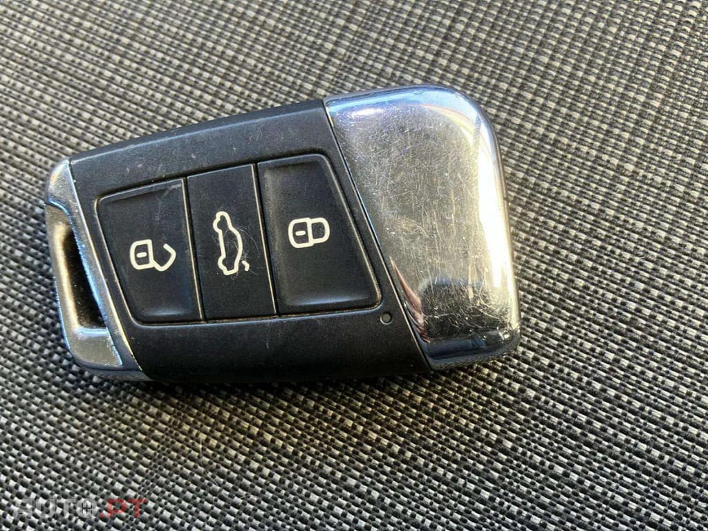 Volkswagen Passat 1.6 TDI Business DSG