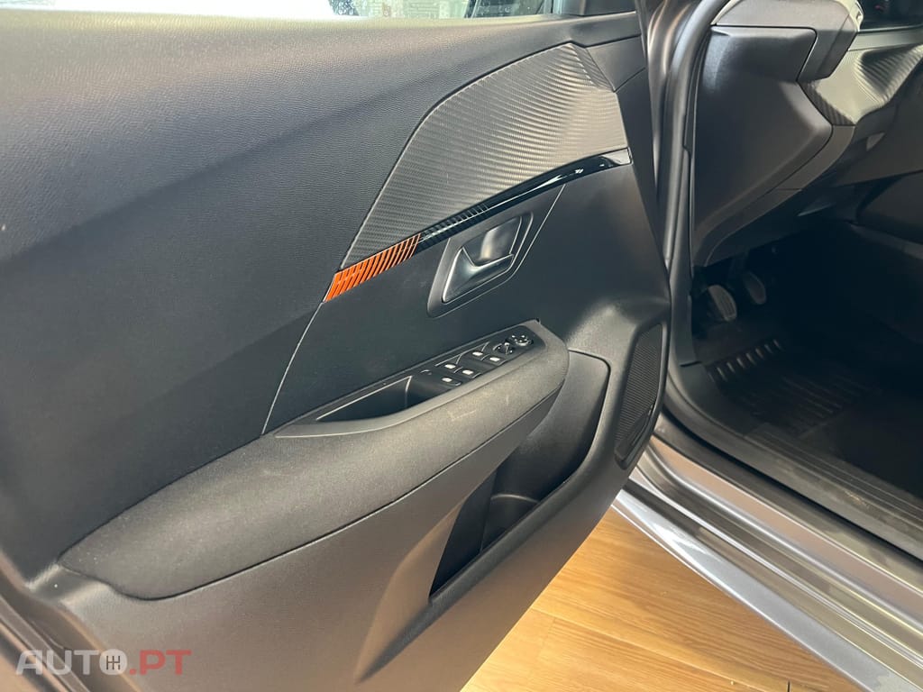 Peugeot 208 1.2 PureTech Active Pack