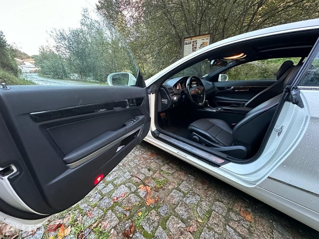 Mercedes-Benz E 250 CDI Coupe