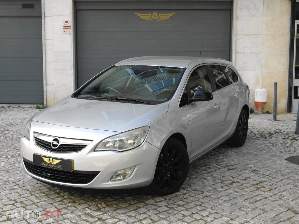 Opel Astra Sports Tourer 1.7 CDTi Cosmo