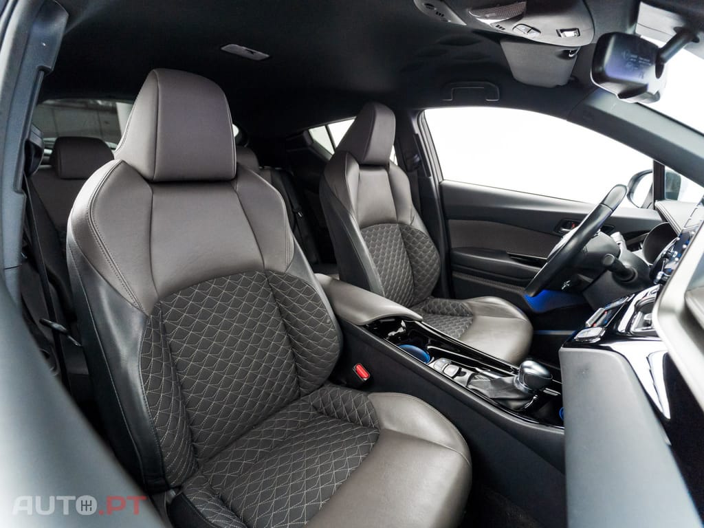 Toyota C-HR 1.8 Hybrid Exclusive