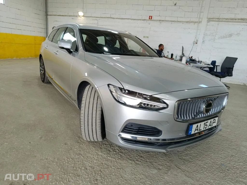 Volvo V90 2.0 T6 PHEV Inscription Expression AWD