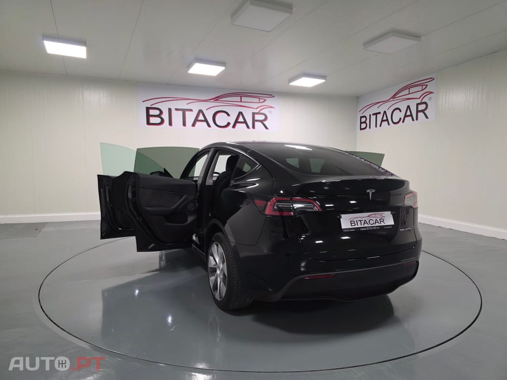 Tesla Model Y Long Range Tração Integral