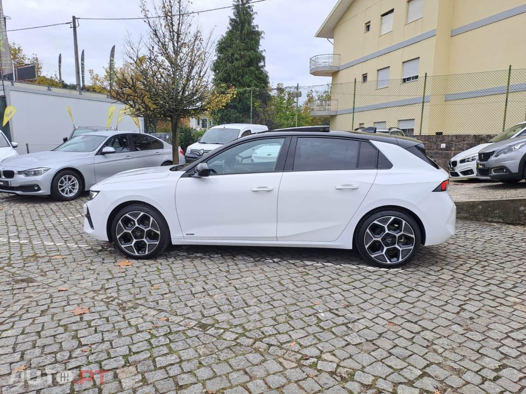 Opel Astra 1.2 Turbo Auto Ultimate