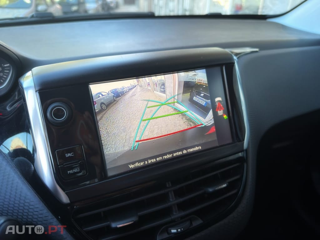 Peugeot 2008 1.6 BlueHDi Style