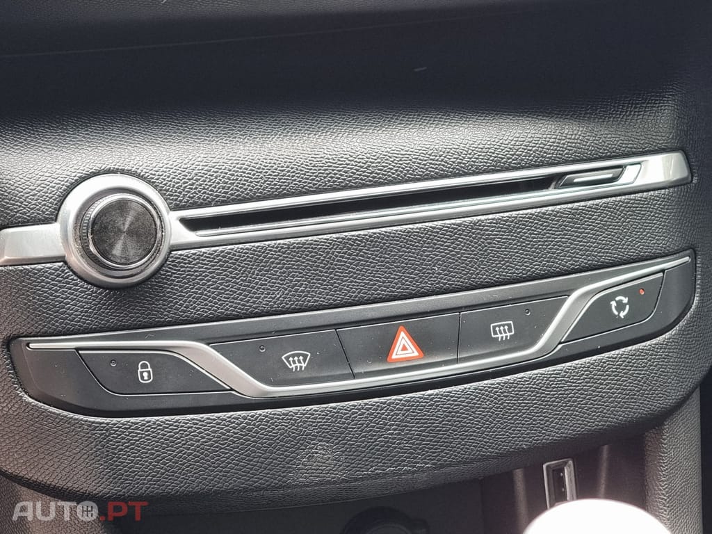 Peugeot 308 SW 1.6 BlueHDi Access