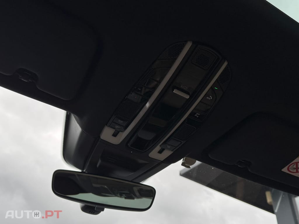 Porsche Cayenne Standard
