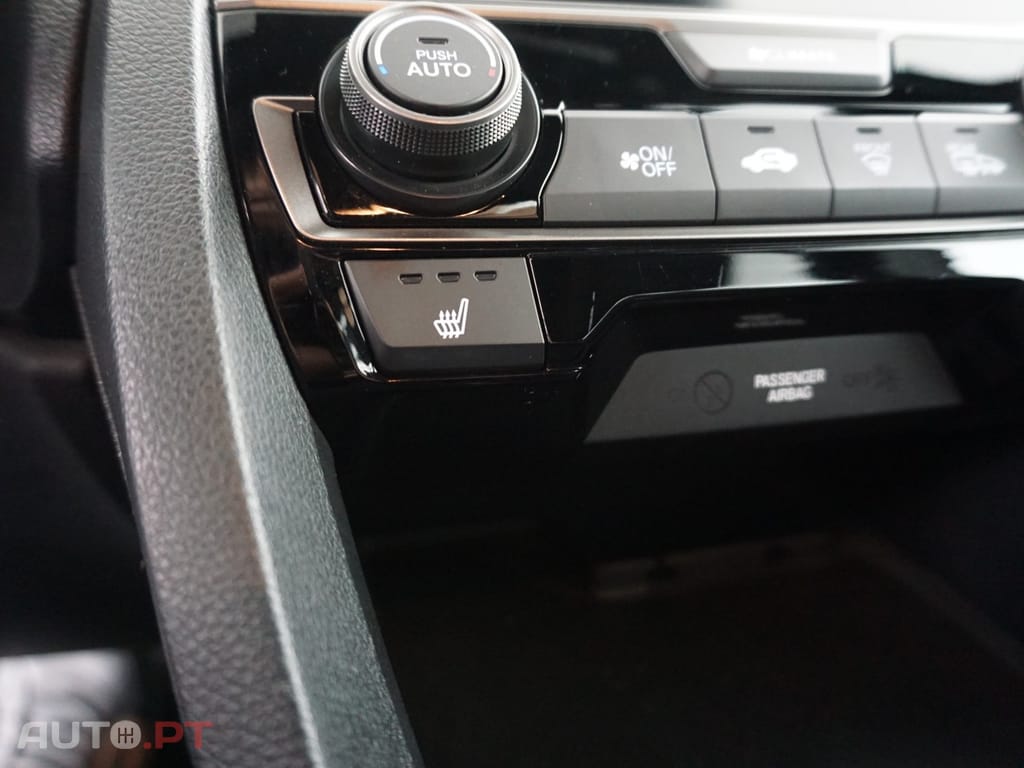 Honda Civic 1.0 i-VTEC Elegance