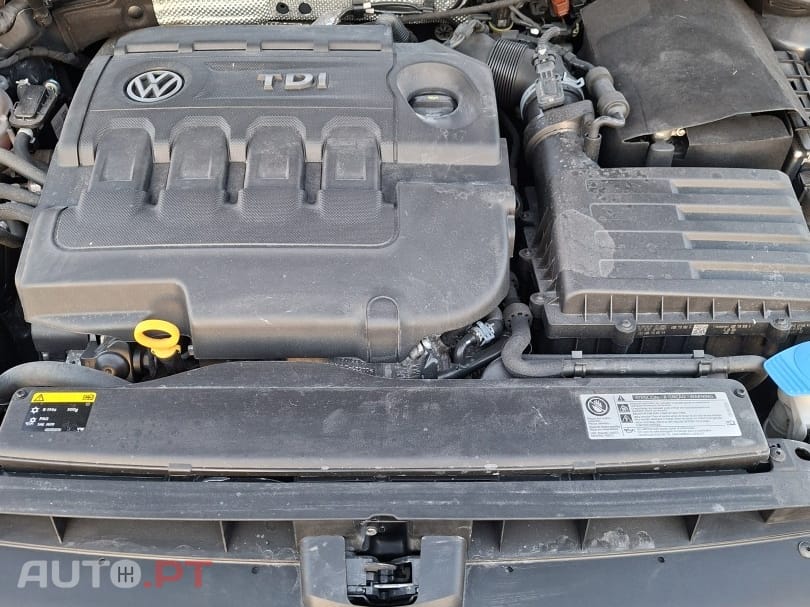 Volkswagen Golf 1.6 TDi GPS Edition DSG — fotografia 25