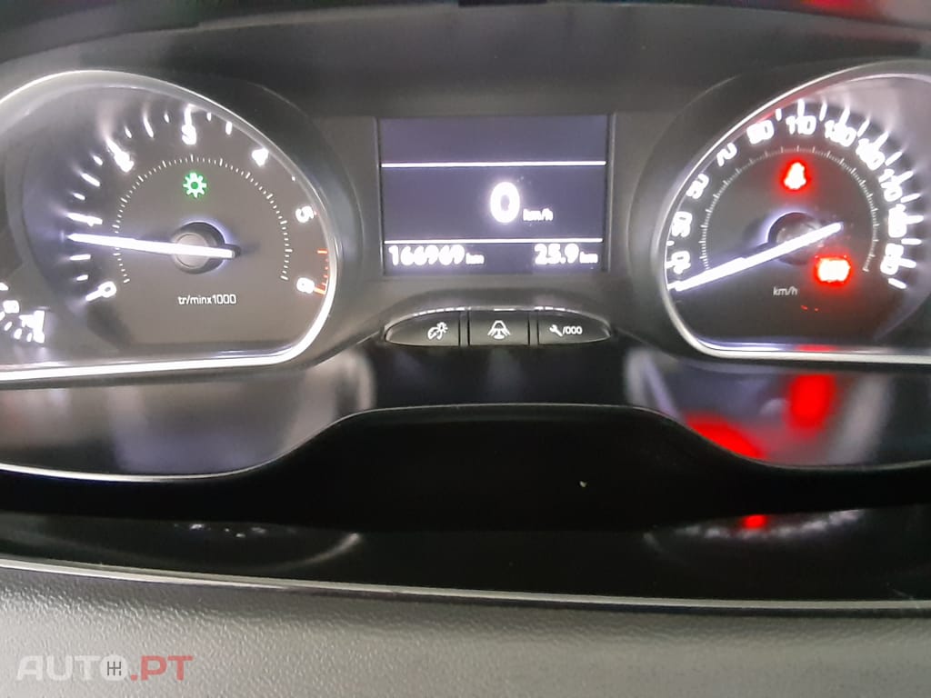 Peugeot 208 Allure 1.6 E-HDI 92 CV