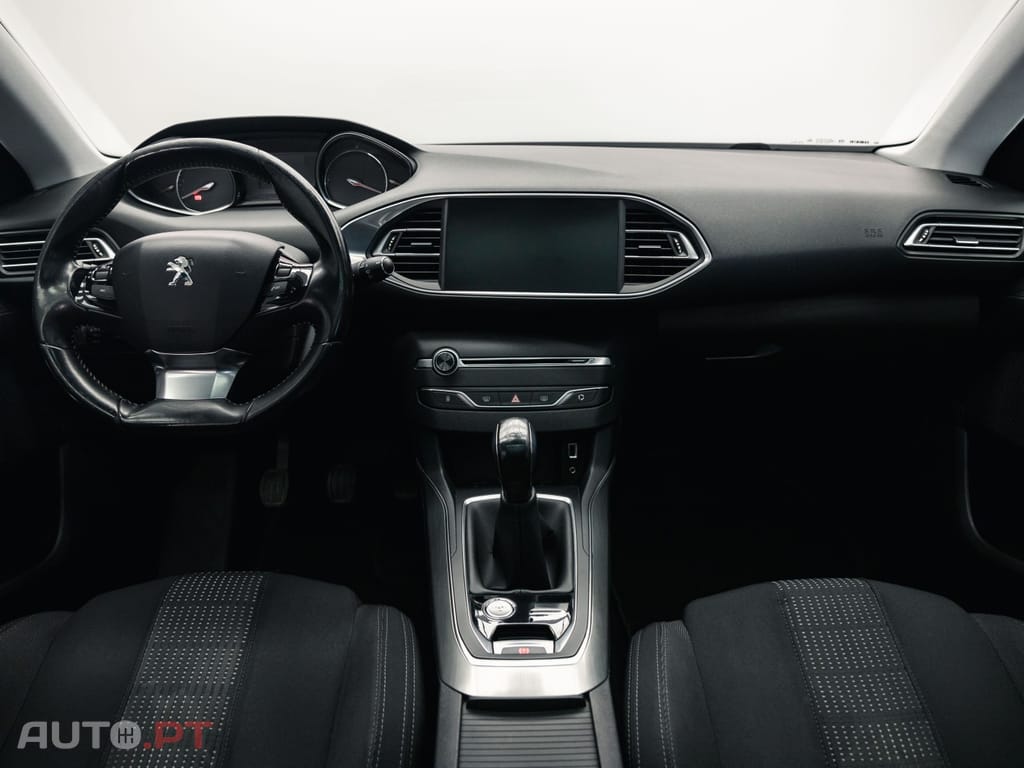 Peugeot 308 SW 1.2 PureTech Style J17