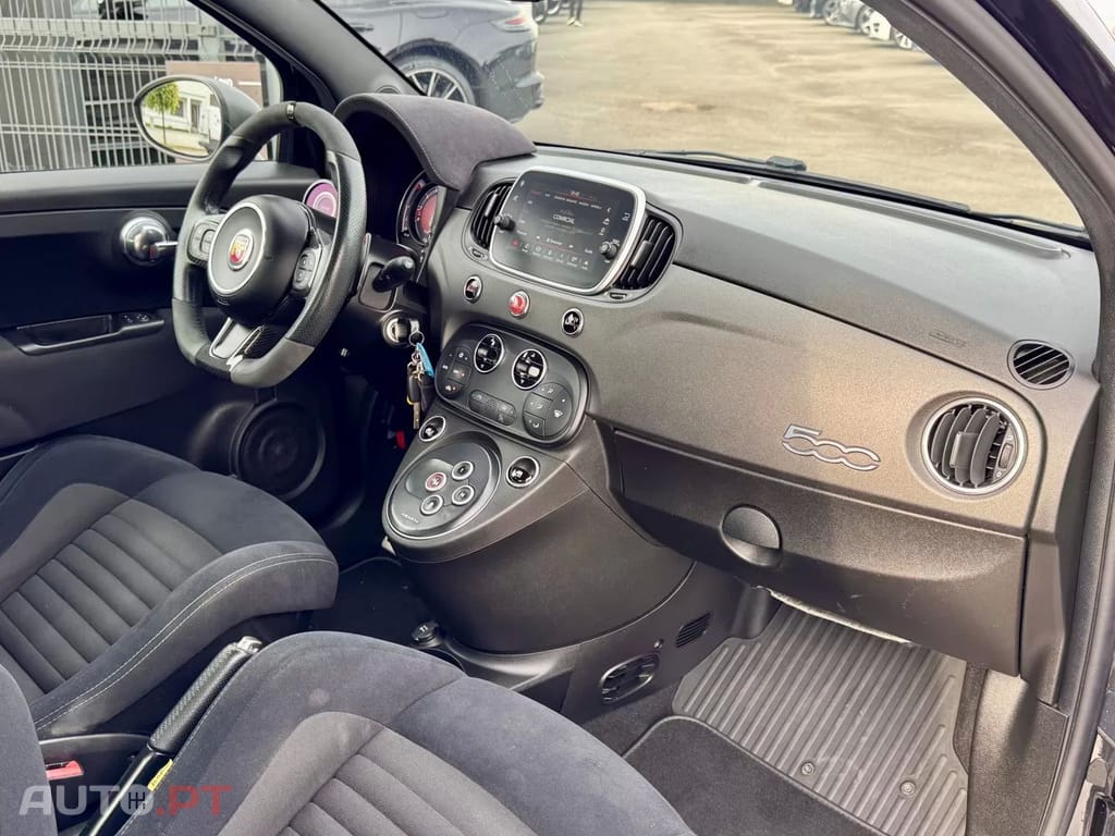Abarth 595 1.4 T-Jet Competizione MTA — fotografia 11