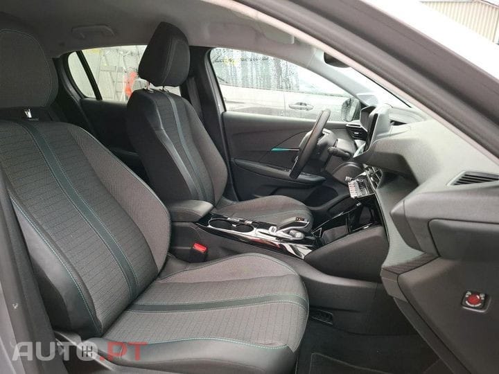 Peugeot E-208 50 kWh Allure