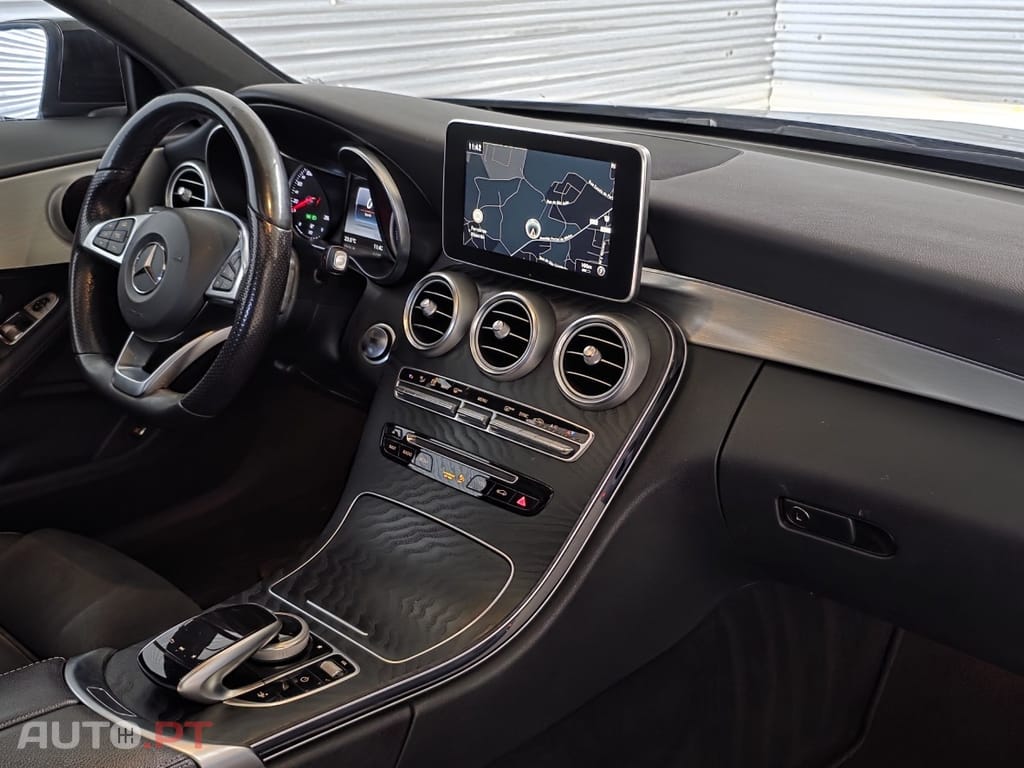 Mercedes-Benz C 250 AMG Line - Auto.